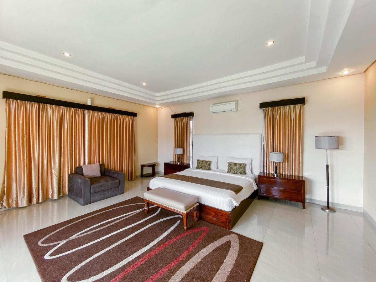 Cometa Villas Seminyak By Premier Hospitality Asia ภายนอก รูปภาพ