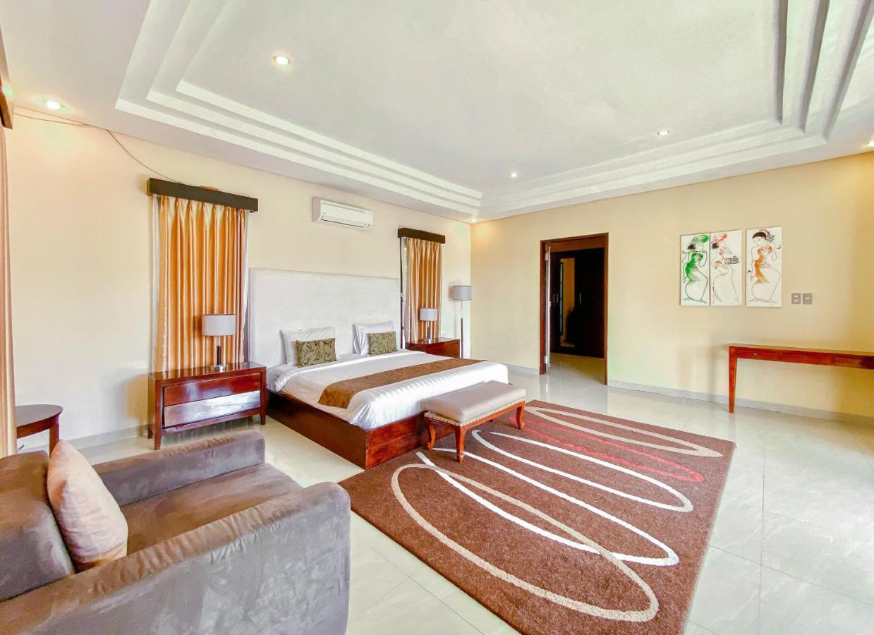Cometa Villas Seminyak By Premier Hospitality Asia ภายนอก รูปภาพ