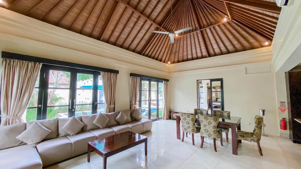 Cometa Villas Seminyak By Premier Hospitality Asia ภายนอก รูปภาพ