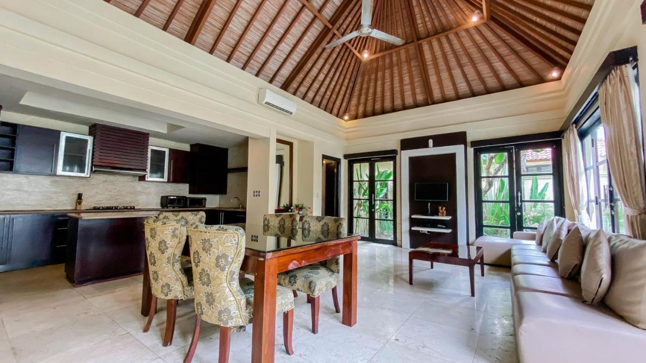 Cometa Villas Seminyak By Premier Hospitality Asia ภายนอก รูปภาพ